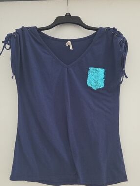 Roper Navy Crewneck Tee with Branded Tag